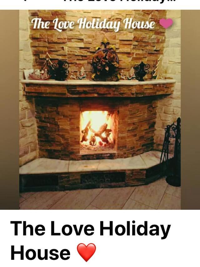 The Love Holiday House Tris Elies Exteriér fotografie
